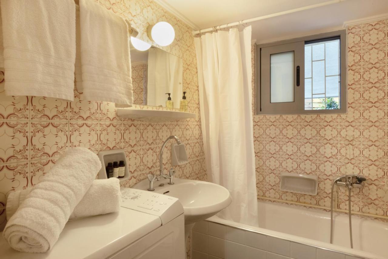 Marina Zeas Apartment By The Sea พีเรียส ภายนอก รูปภาพ